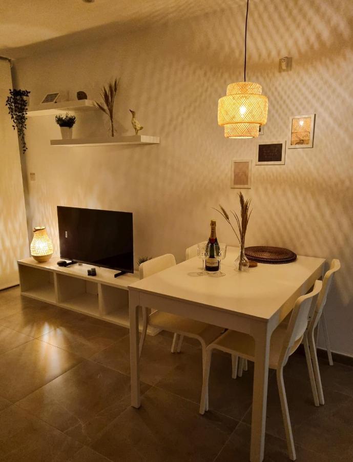 Brand New - Massive Studio - E1 - Self Catering Gibilterra Esterno foto