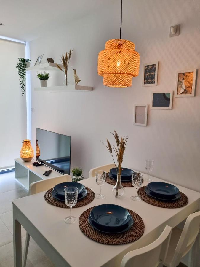Brand New - Massive Studio - E1 - Self Catering Gibilterra Esterno foto